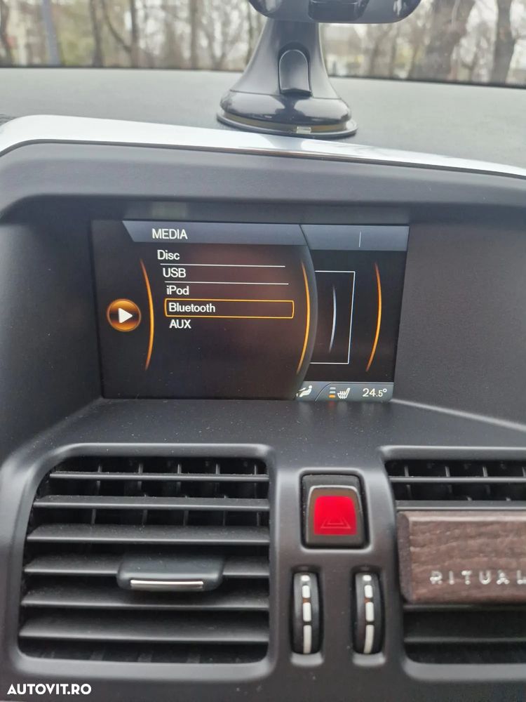 Volvo XC 60 D4 AWD Geartronic Kinetic - 20