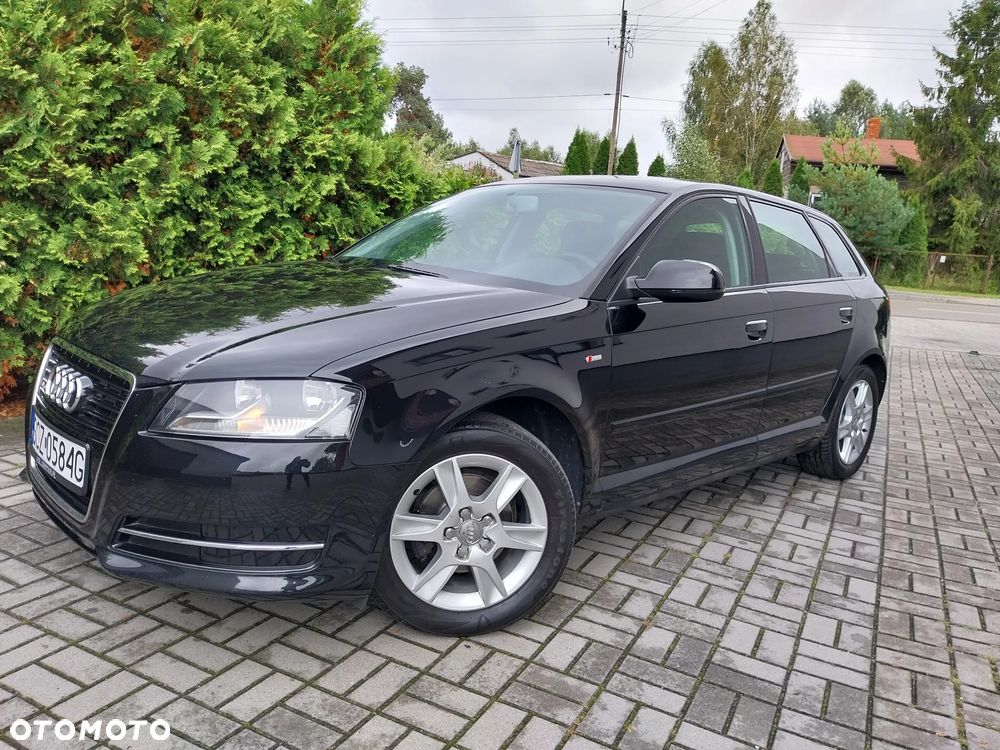 Audi A3 Sportback 1.6 Attraction - 2