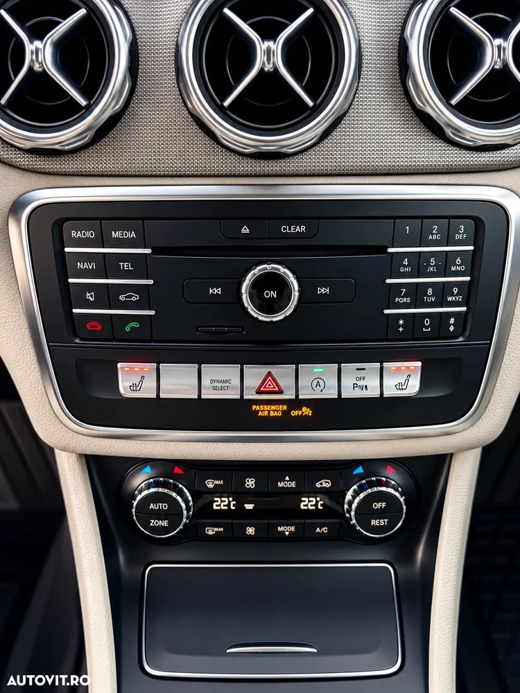 Mercedes-Benz GLA 220 d 7G-DCT - 23