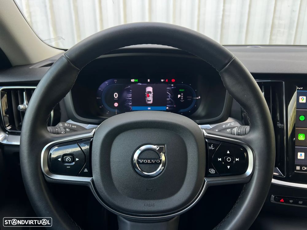 Volvo V60 2.0 T6 AWD TE Plus Dark - 11