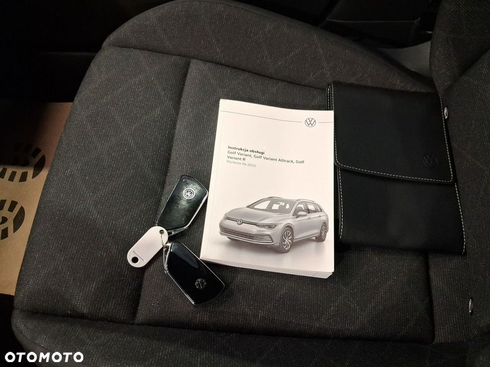 Volkswagen Golf Variant - 30