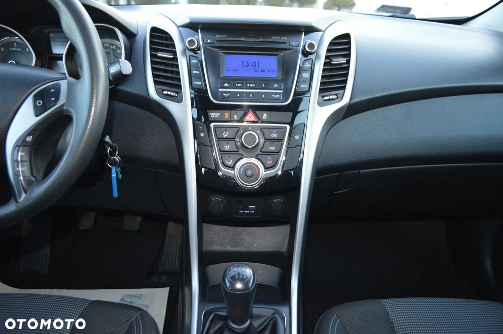 Hyundai i30 1.6 CRDi BlueDrive Classic + - 19