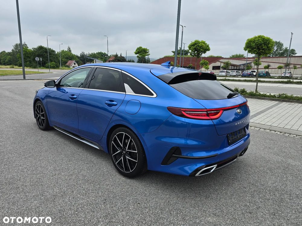 Kia ProCeed 1.6 CRDi GT Line DCT - 28