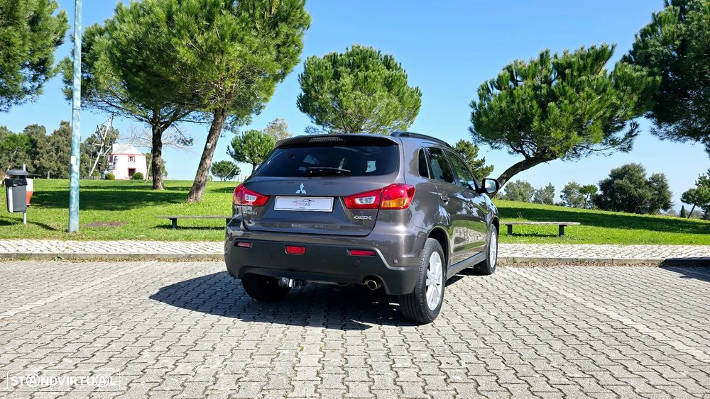 Mitsubishi ASX 1.8 DI-D Instyle - 4