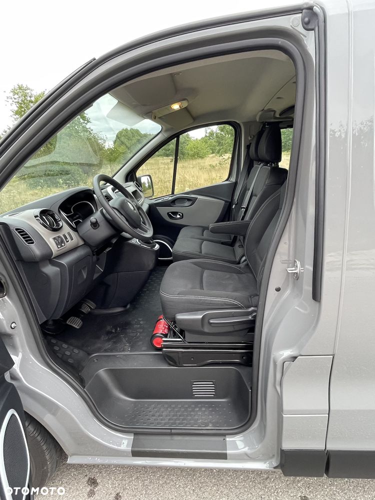 Renault Trafic - 18