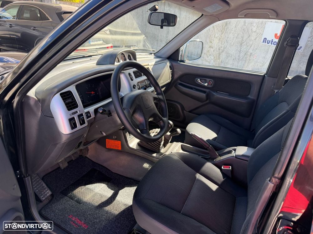 Mitsubishi L200 2.5 TD Strakar Elegance HT - 8