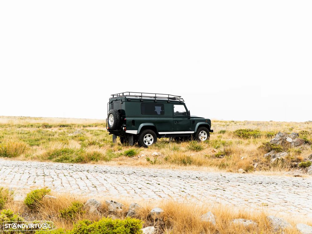 Land Rover Defender 100 2.4 - 7
