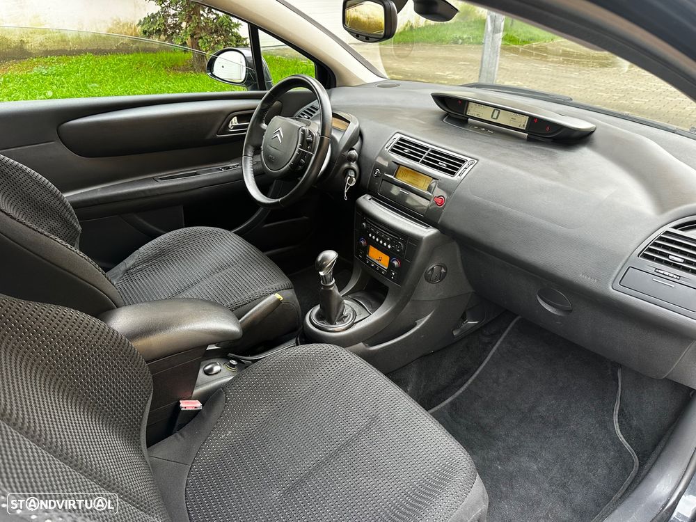 Citroën C4 HDi 110 FAP VTR Plus - 24