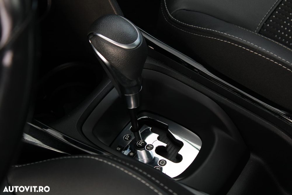 Peugeot 2008 1.2 PureTech Turbo EAT6 S&S Allure - 5