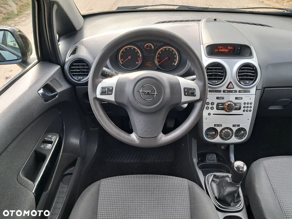 Opel Corsa 1.2 16V Cosmo - 14