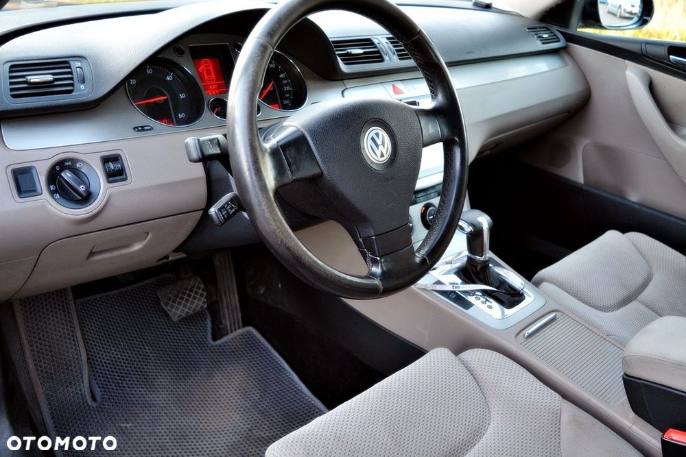 Volkswagen Passat 2.0 TDI DPF Comfortline DSG - 20