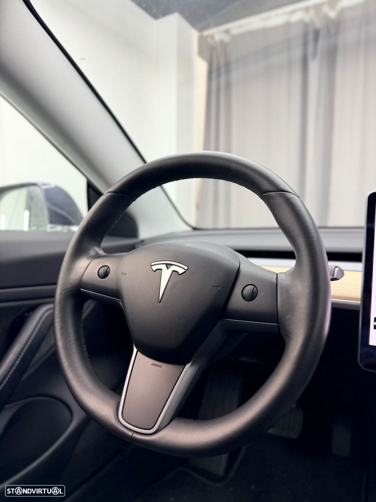 Tesla Model 3 Long-Range Dual Motor AWD - 18