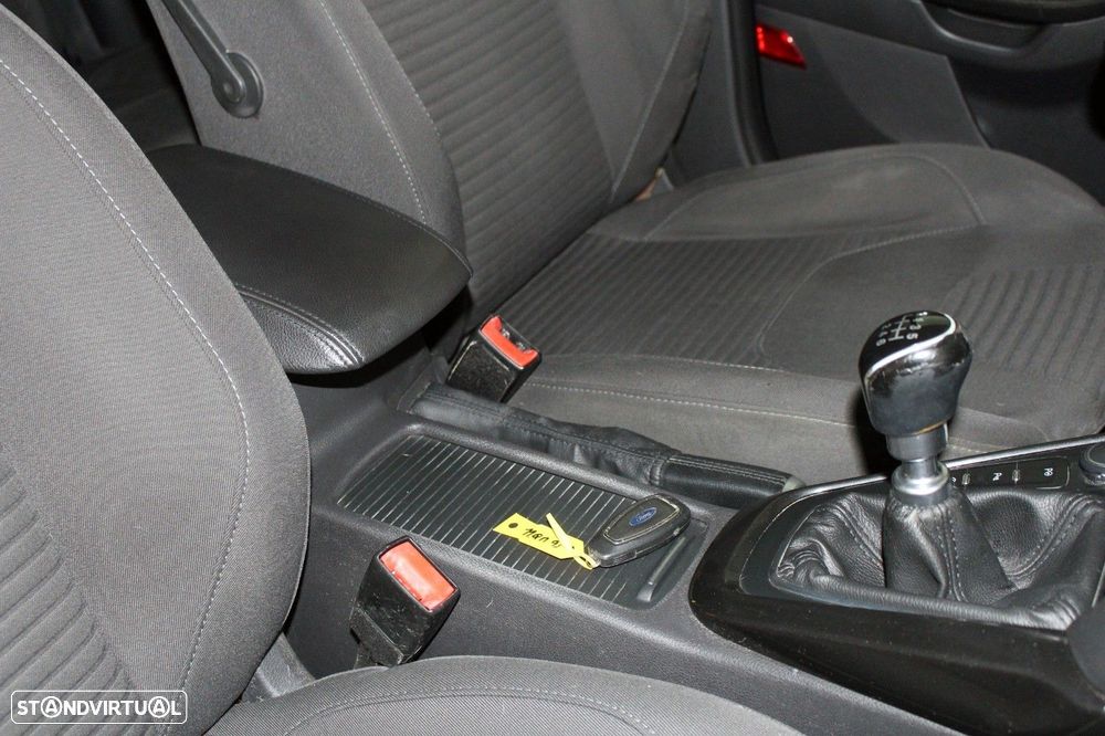 Ford Focus SW 1.5 TDCi Titanium - 29