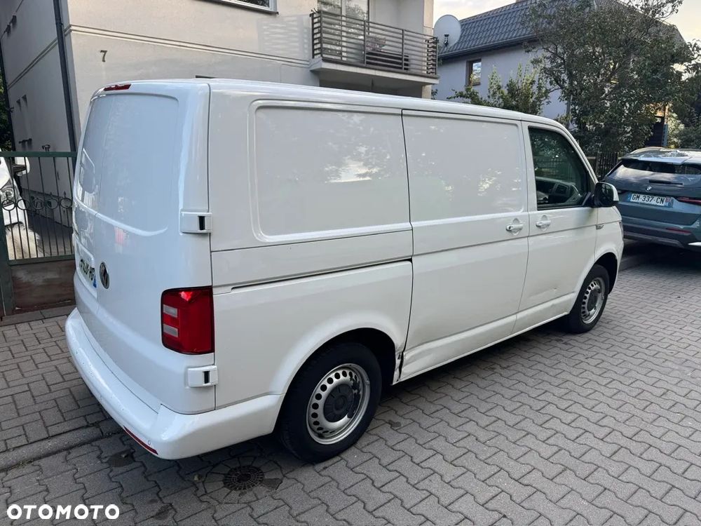 Volkswagen Transporter - 4
