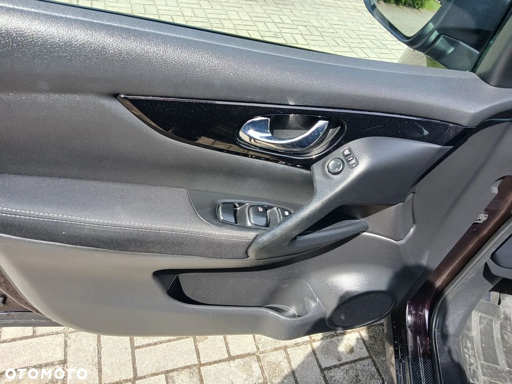 Nissan Qashqai 1.5 dCi N-Connecta - 9