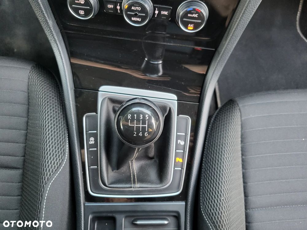 Volkswagen Golf Variant 2.0 TDI BMT Comfortline EU6 - 27