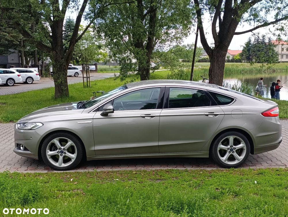 Ford Mondeo 2.0 TDCi Titanium PowerShift - 4