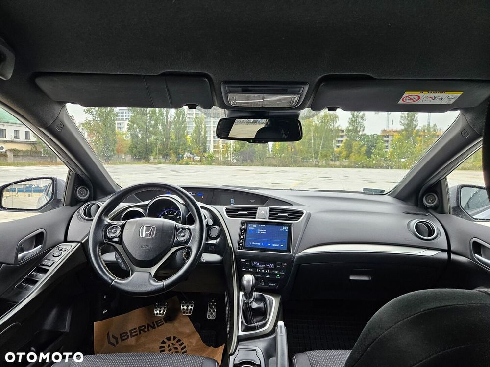 Honda Civic 1.8 Sport - 17