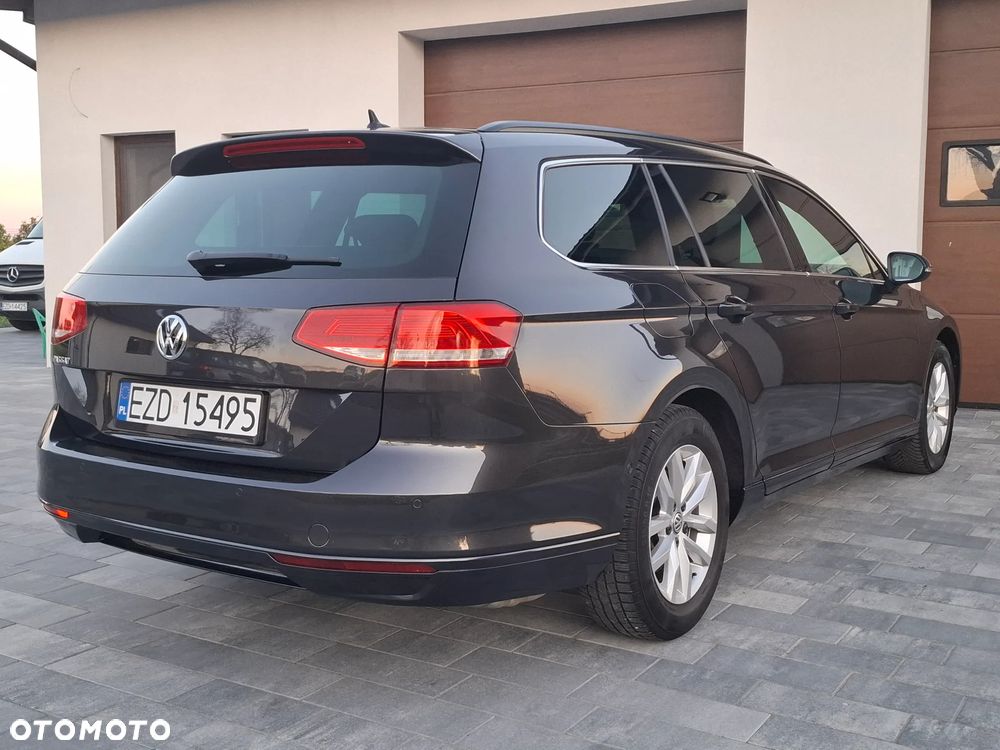 Volkswagen Passat 1.5 TSI OPF DSG Comfortline - 4