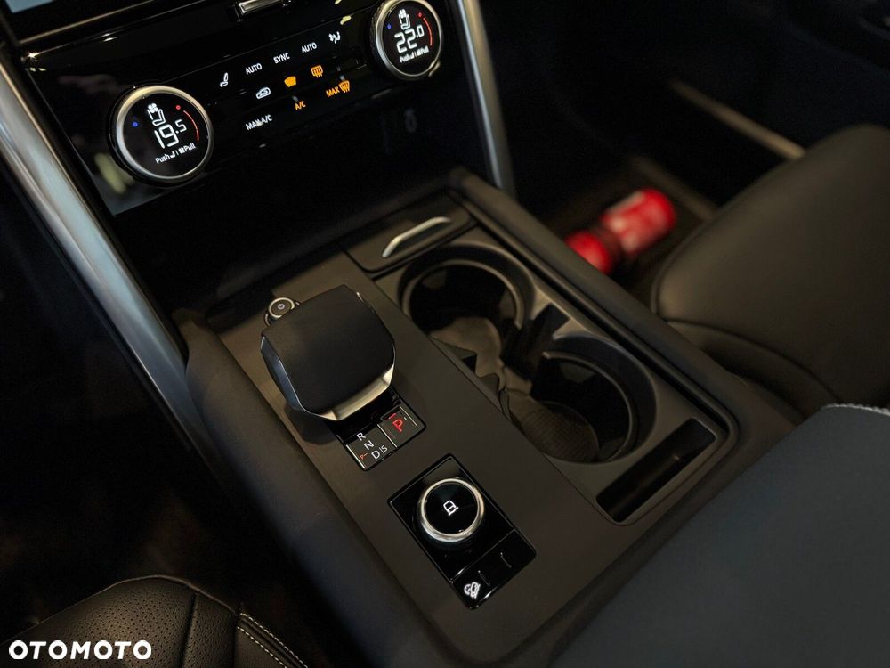 Land Rover Discovery - 21