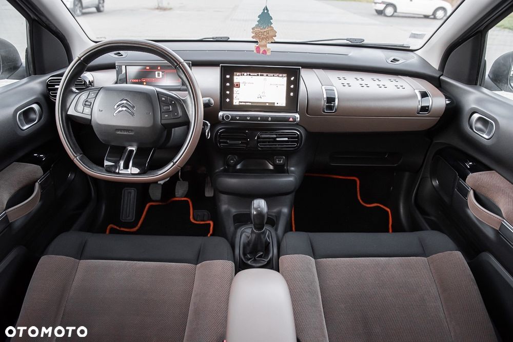 Citroën C4 Cactus 1.2 PureTech Shine S&S - 6