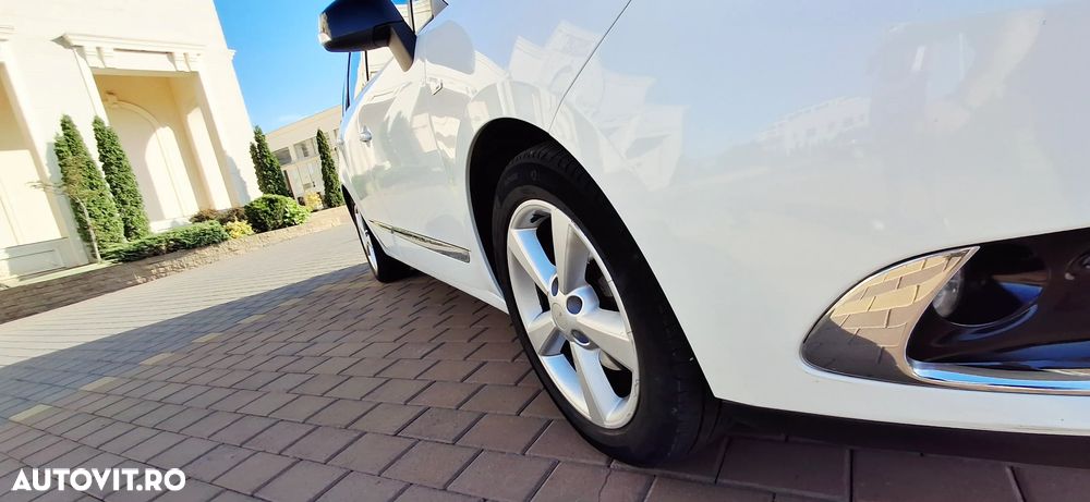 Renault Grand Scenic 1.6 dCi Stop&Start Energy Privilege - 17