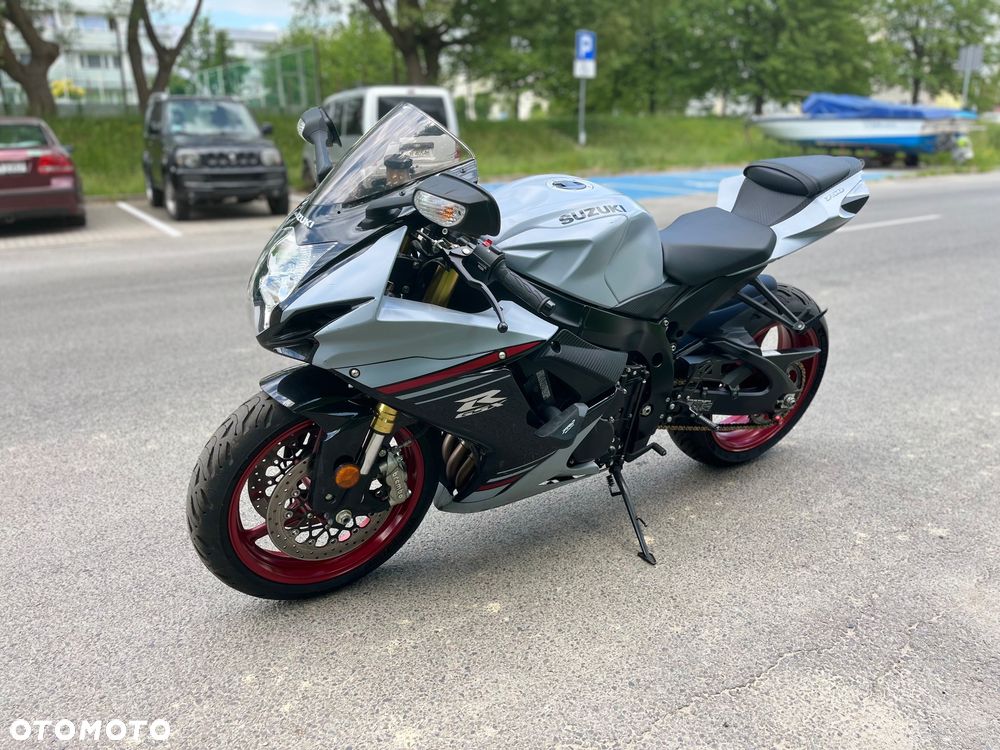 Suzuki GSX-R - 2