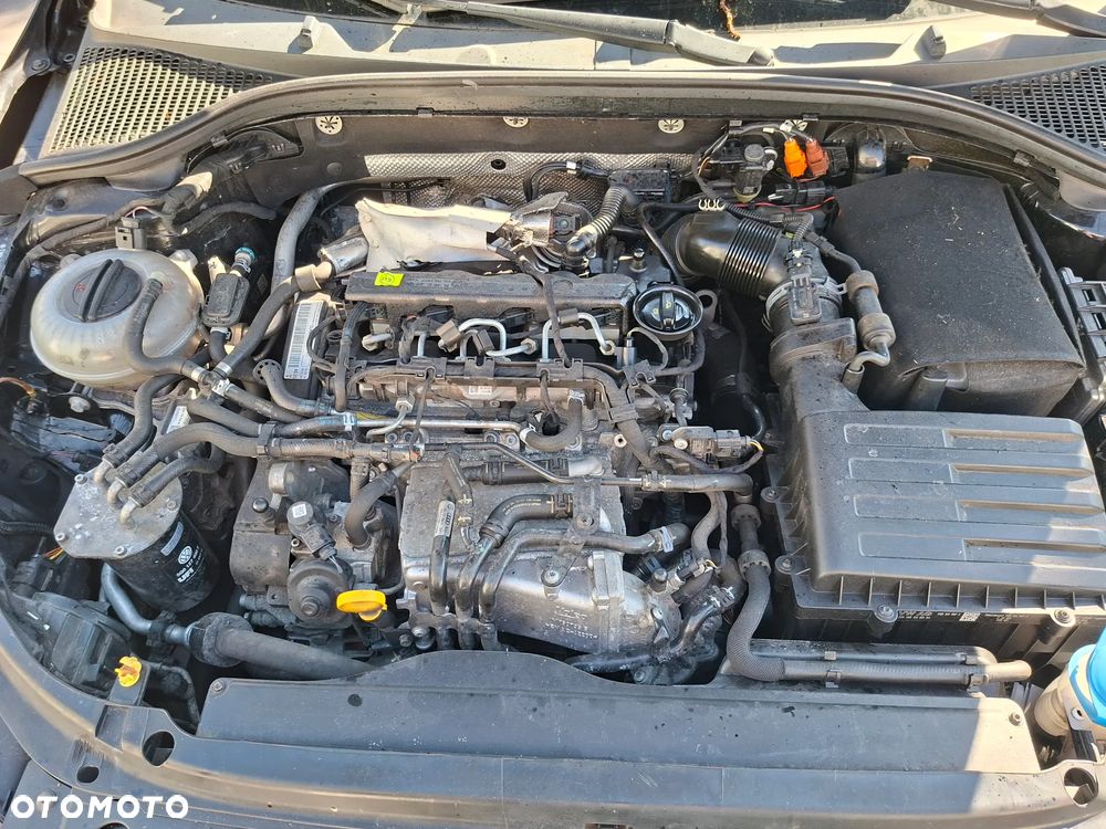 Skoda Octavia 1.6 TDI Ambiente DSG - 37