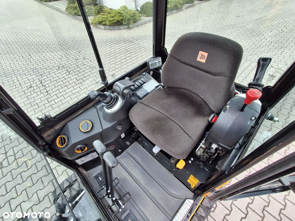 JCB 16 C-1 - 11