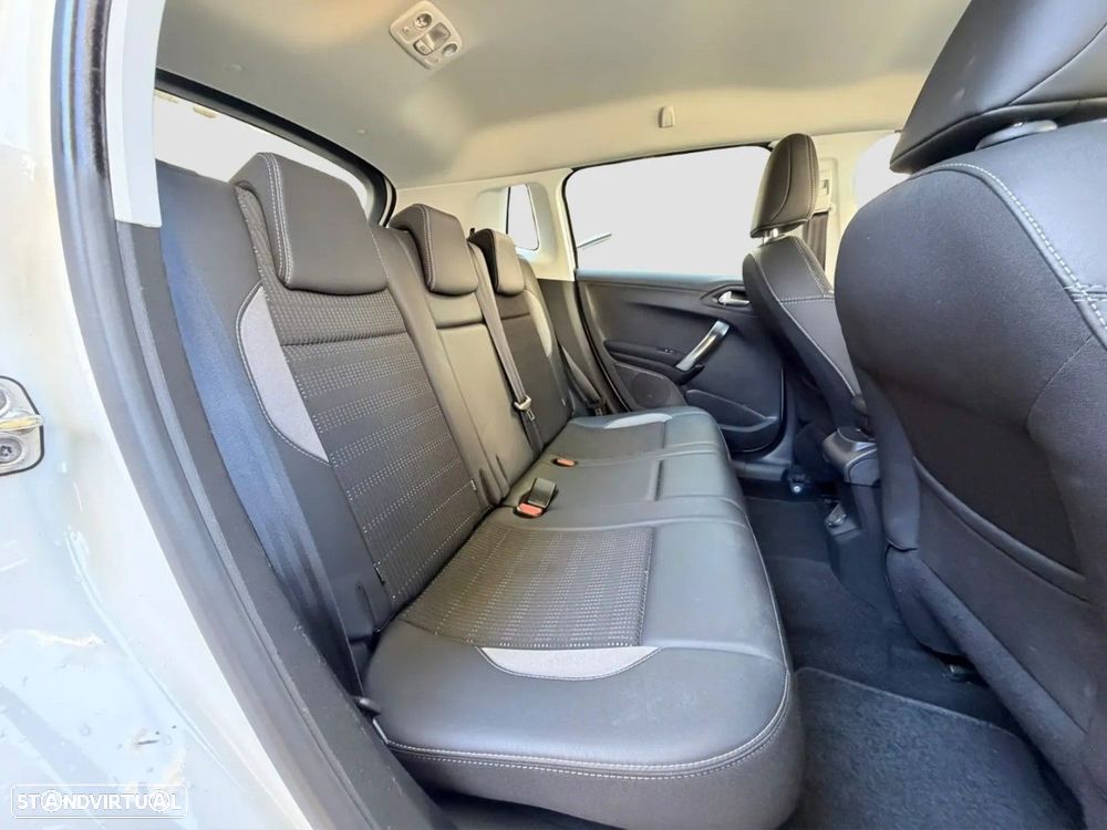 Peugeot 2008 1.2 PureTech Allure - 13