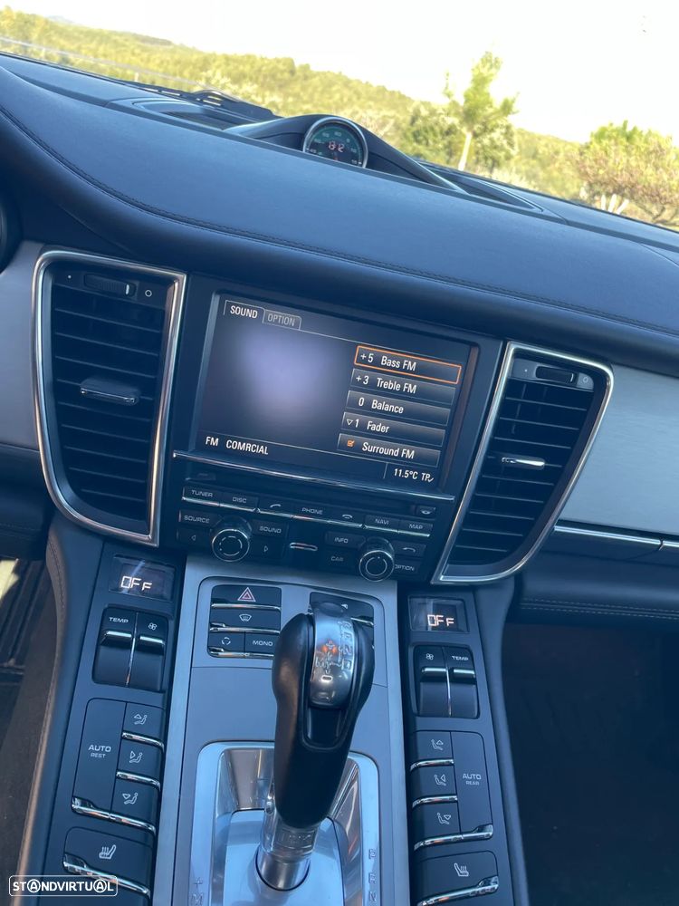 Porsche Panamera 4 S PDK - 11