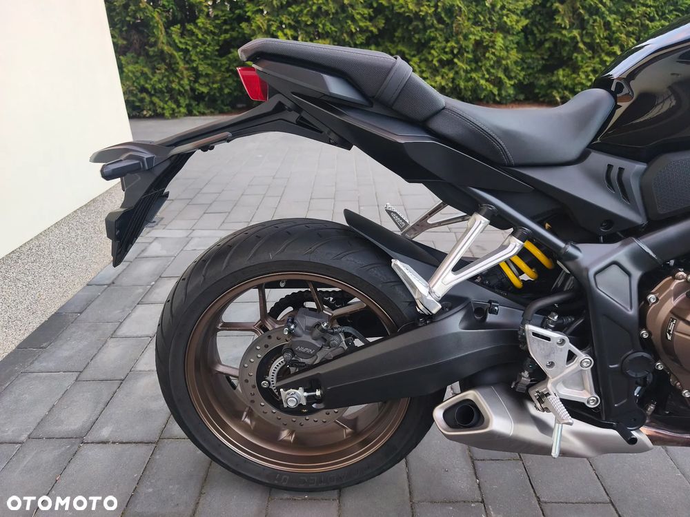 Honda CB - 15