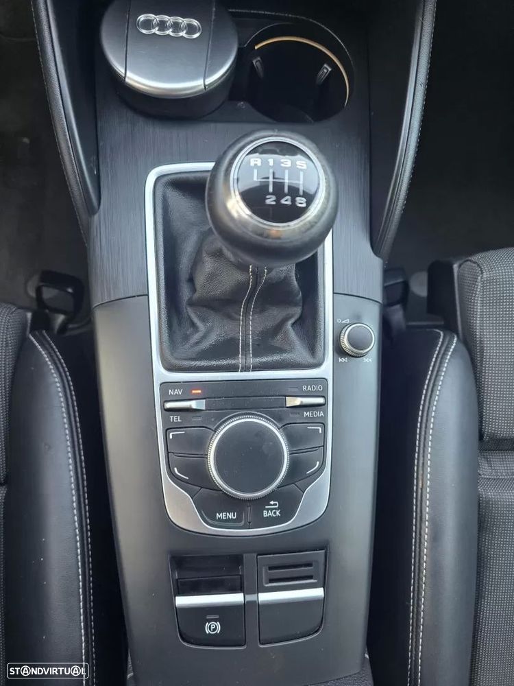 Audi A3 Sportback 1.6 TDI (clean diesel) S line Sport Pack - 13