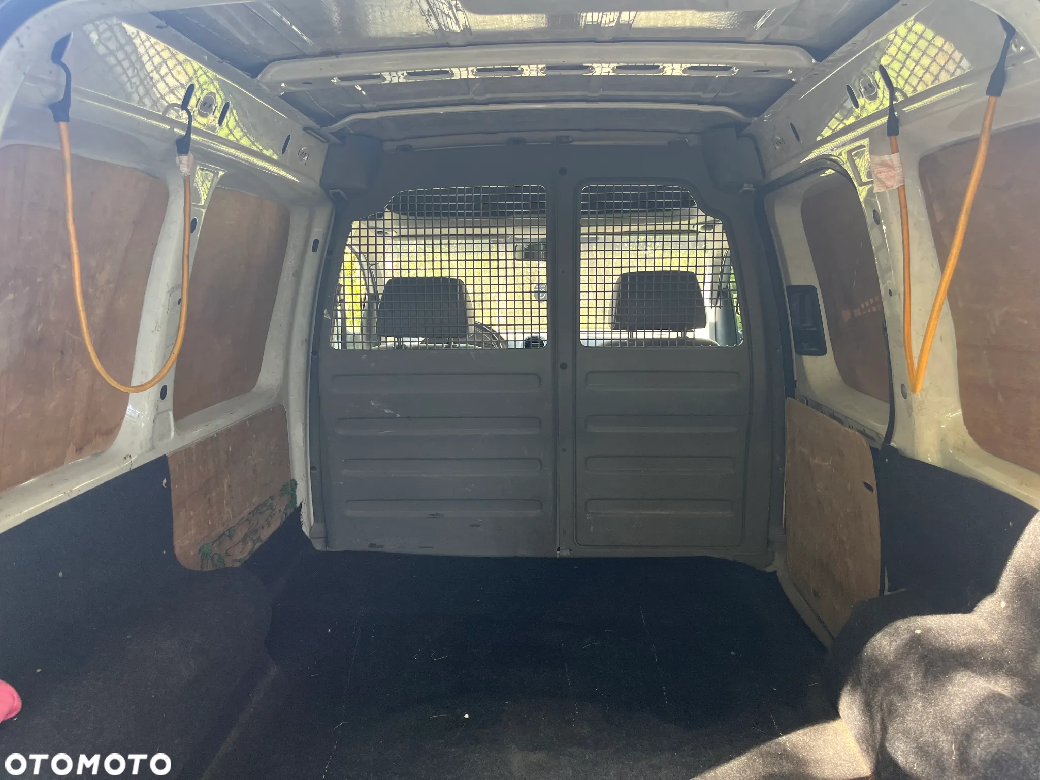 Volkswagen Caddy - 7