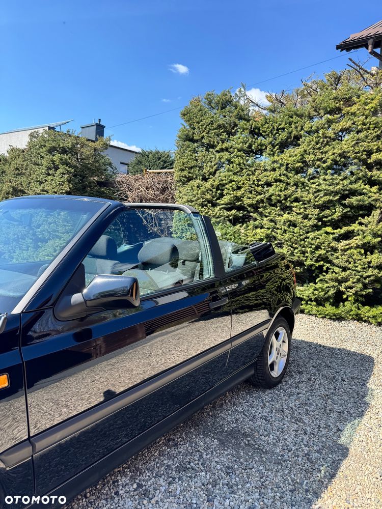 Volkswagen Golf 1.8 GL - 3