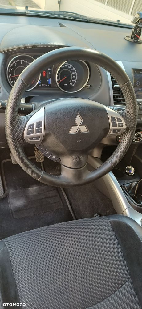 Mitsubishi Outlander 2.0 2WD - 12