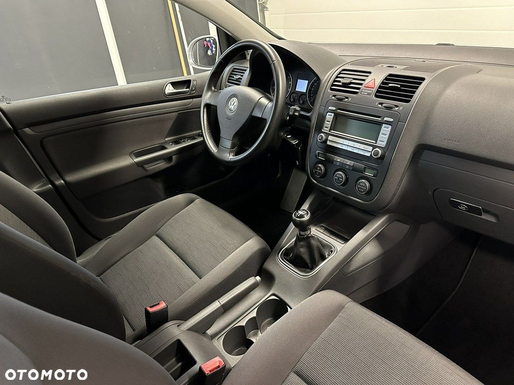 Volkswagen Golf 1.6 Trendline - 8