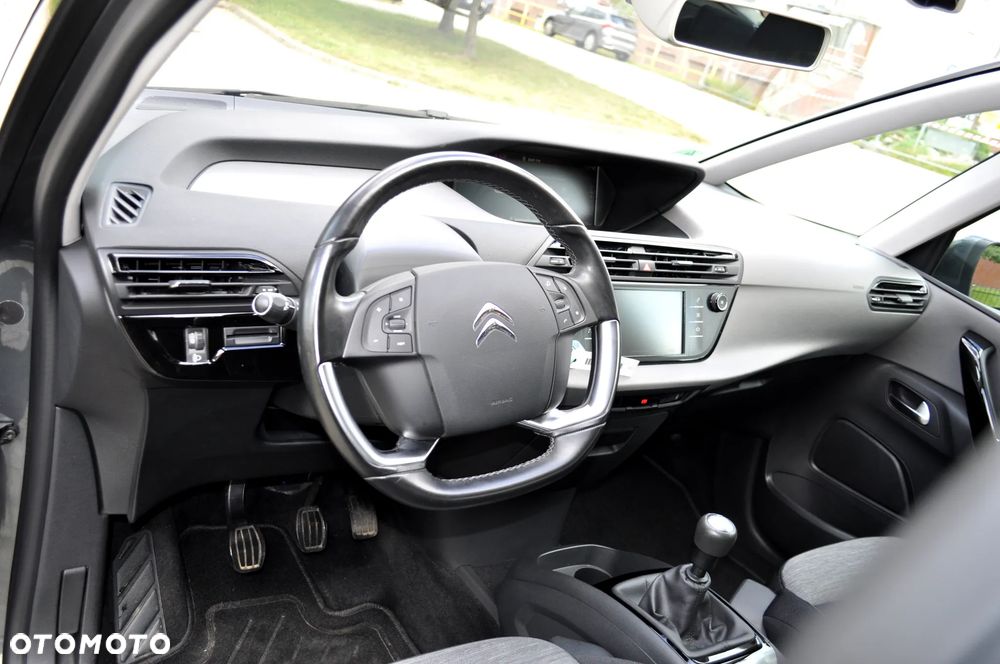 Citroën C4 Picasso PureTech 130 Stop&Start Attraction - 29