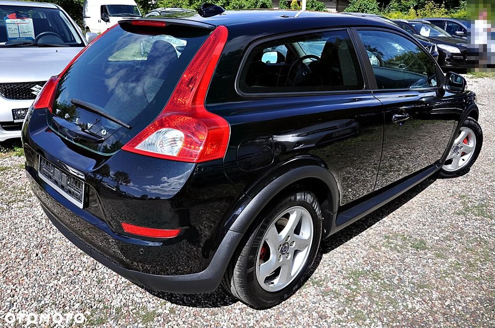 Volvo C30 1.6D Momentum - 11
