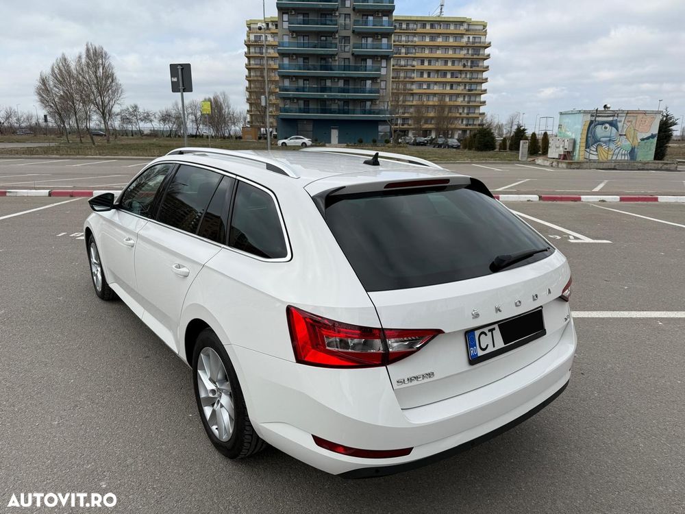 Skoda Superb 2.0 TDI 4X4 DSG Sportline - 5