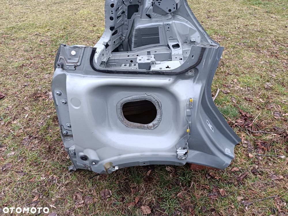 MINI F54 Clubman Ćwiartka błotnik tył wanna pas - 4