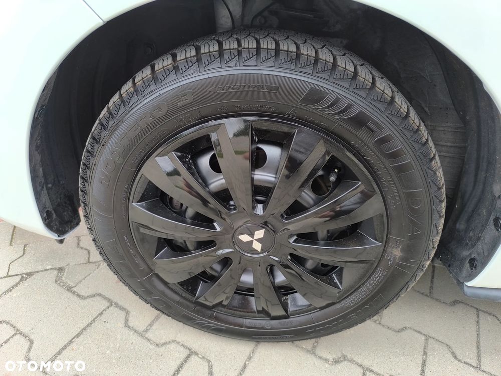 Mitsubishi Space Star 1.2 - 12