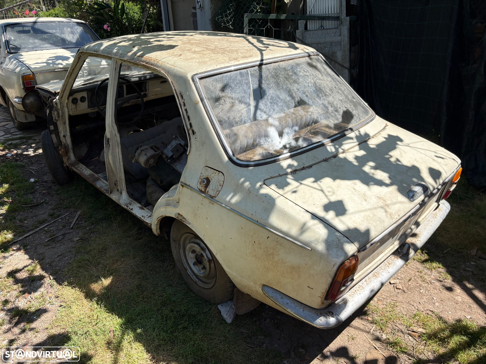 Toyota Corolla - 11