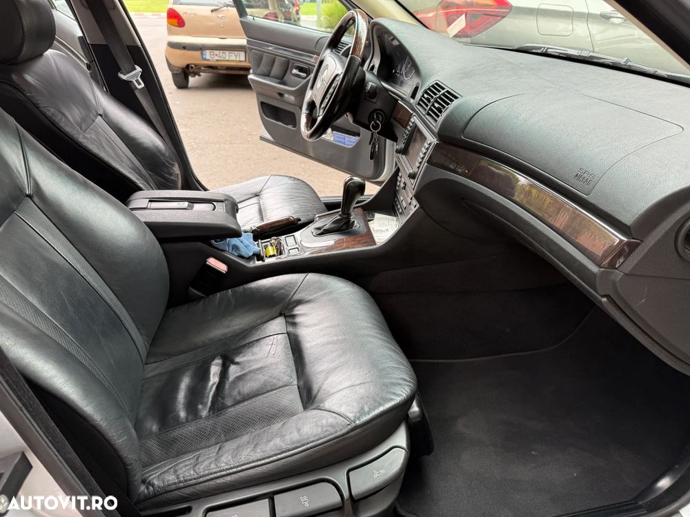BMW Seria 5 525d Aut. Edition Fleet - 19
