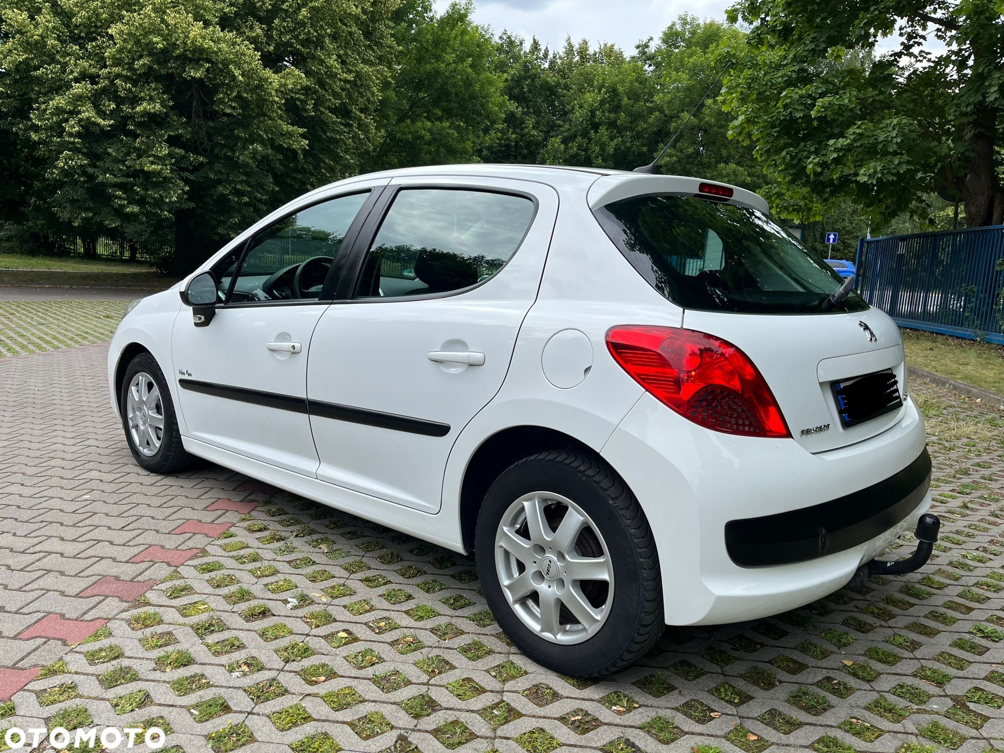Peugeot 207 - 6