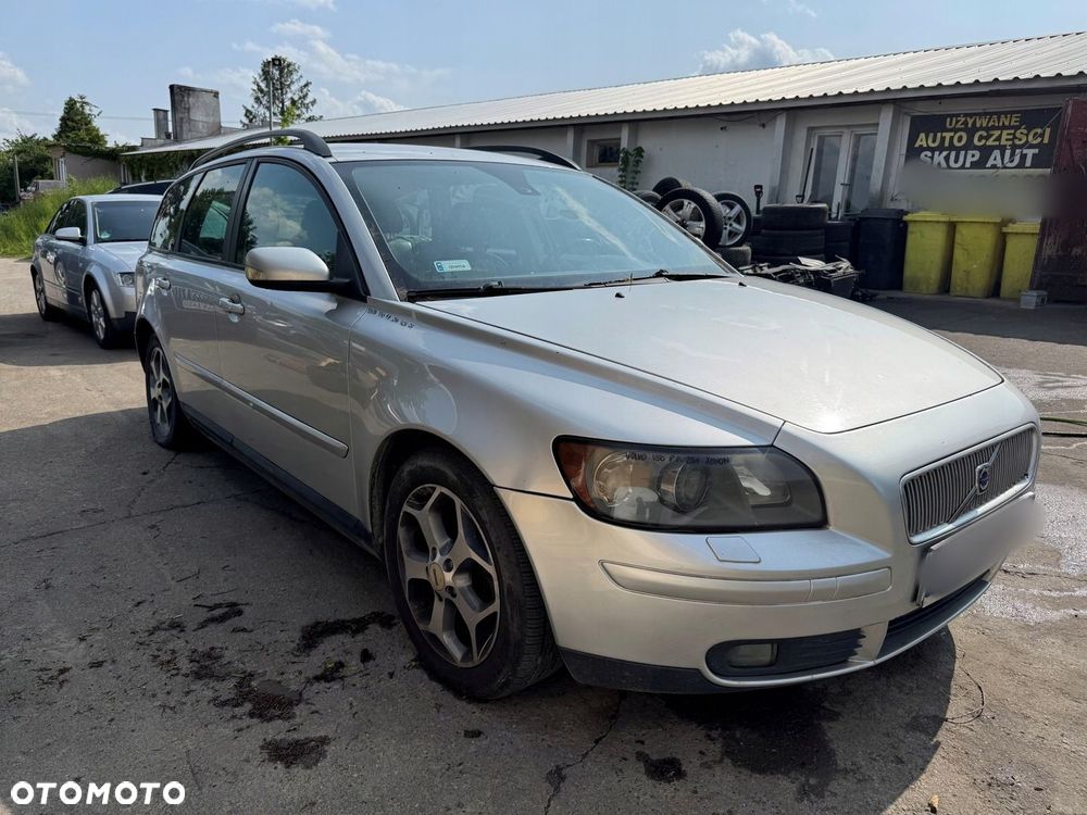 VOLVO V50 ZDERZAK PRZÓD PRZEDNI 426-26 - 11