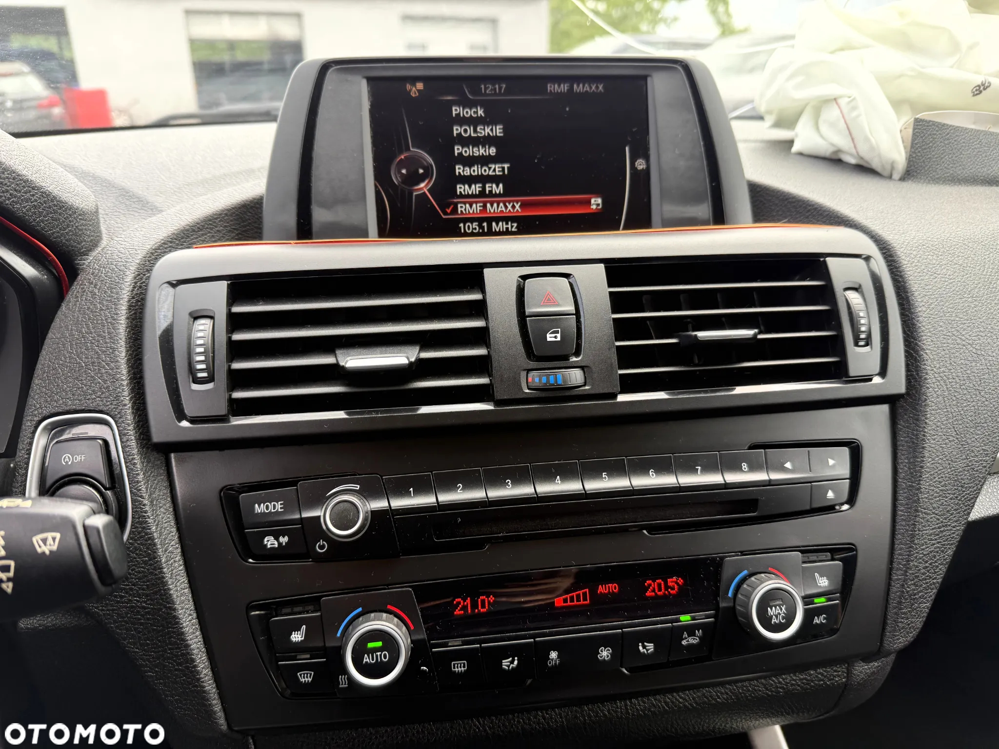 BMW Seria 1 118i Sport Line - 9