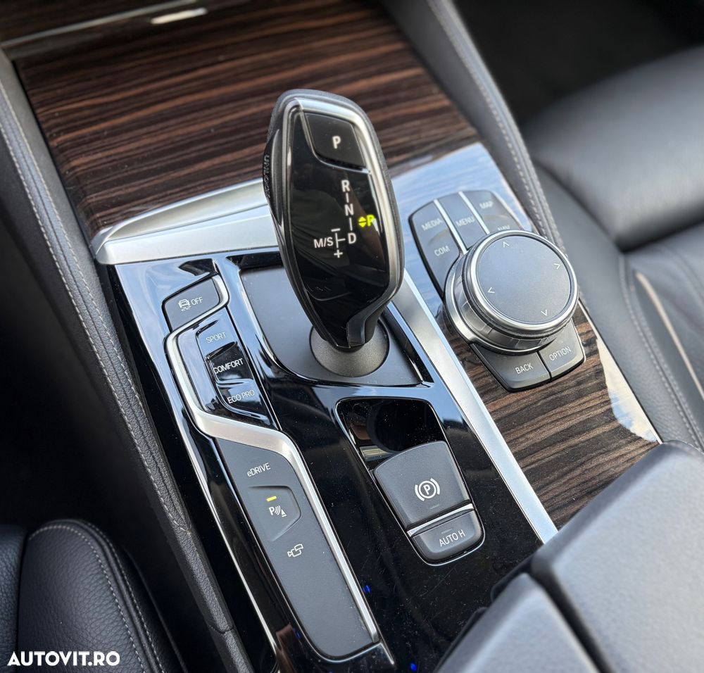 BMW Seria 5 - 28