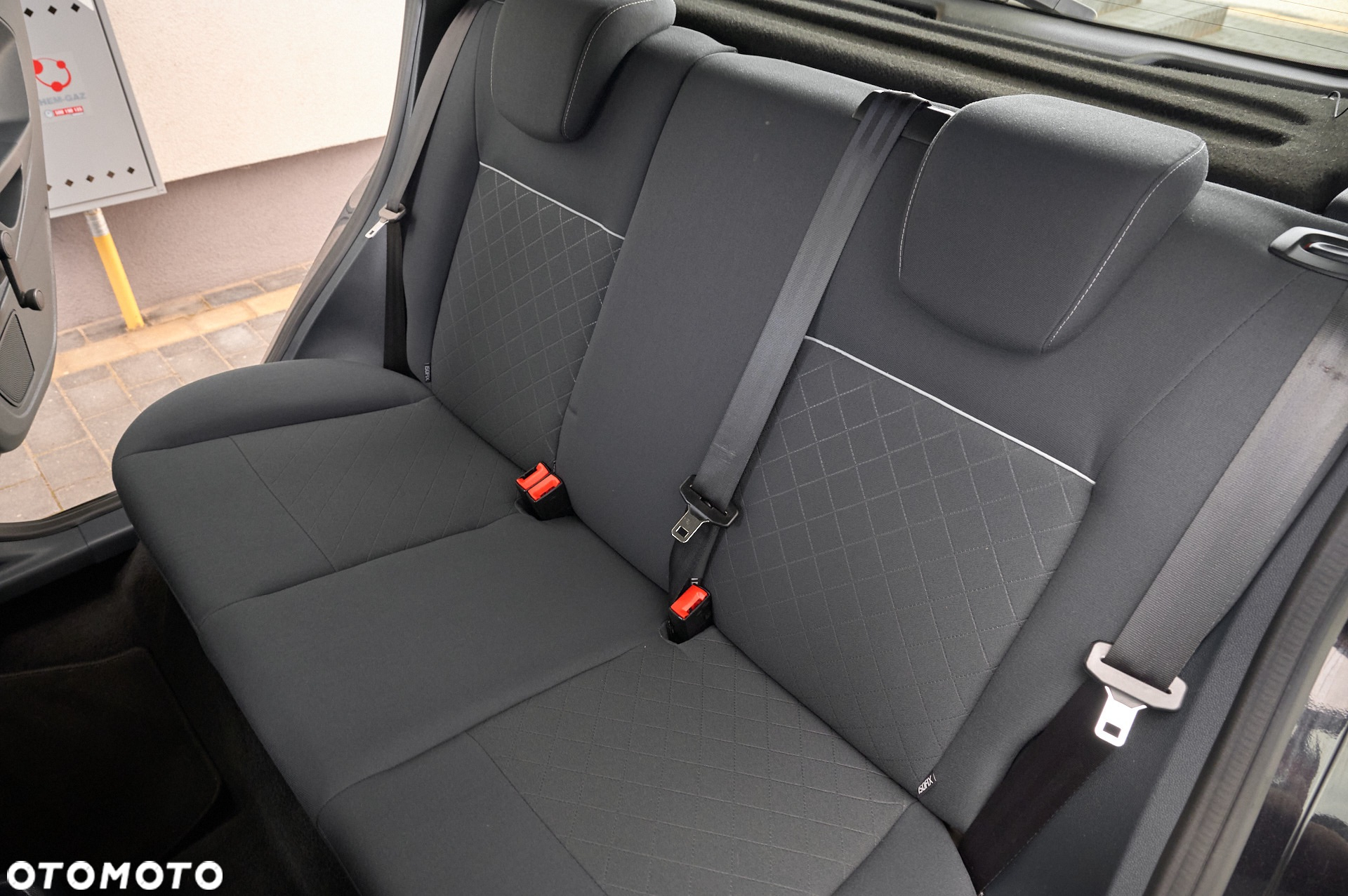 Ford Fiesta - 25