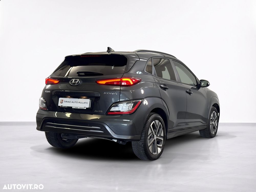 Hyundai KONA - 6